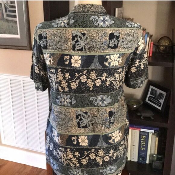 Analogy Top Size XL Black, Grey and Tan - Picture 4 of 5